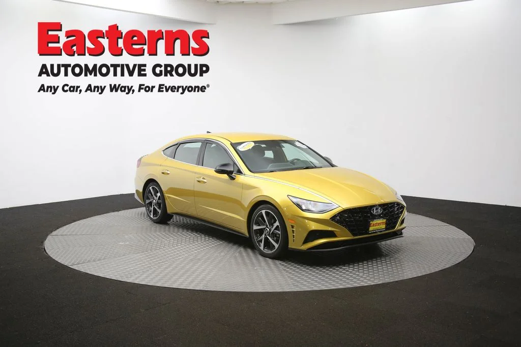 Used 2021 Yellow Hyundai SEL Plus image 48