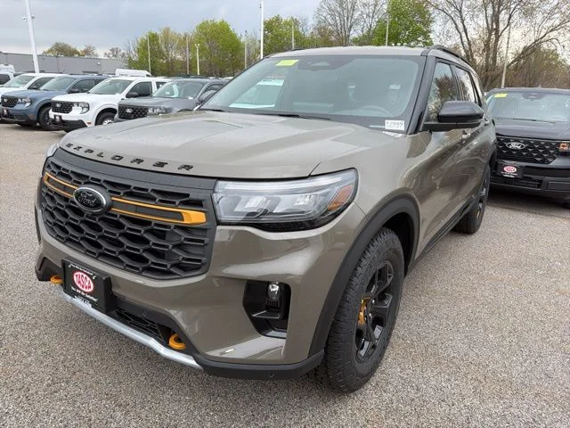 New 2026 Gray Ford Tremor image 6