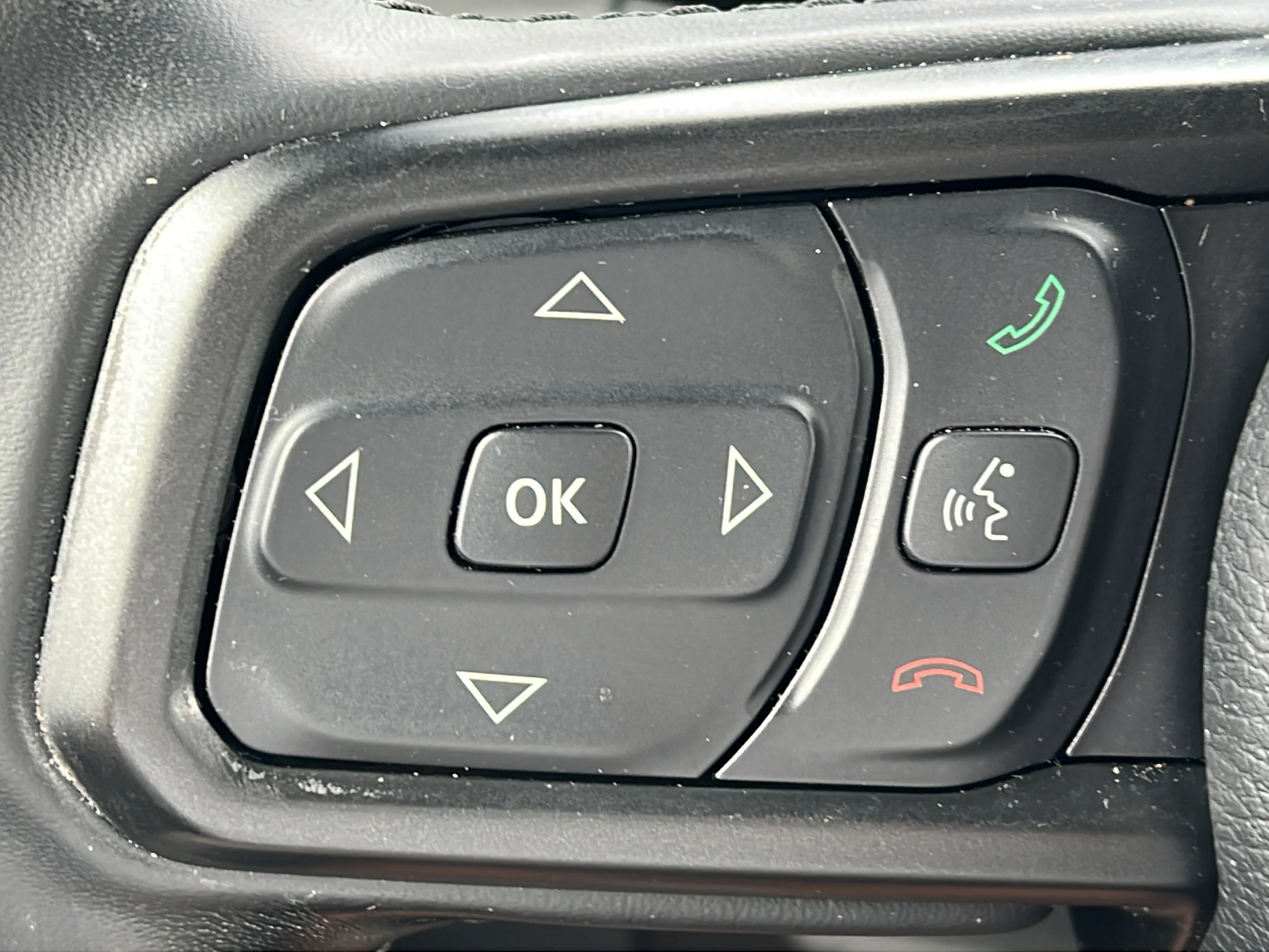 Used 2021 Snazzberry Pearlcoat Jeep Unlimited Sport S image 23