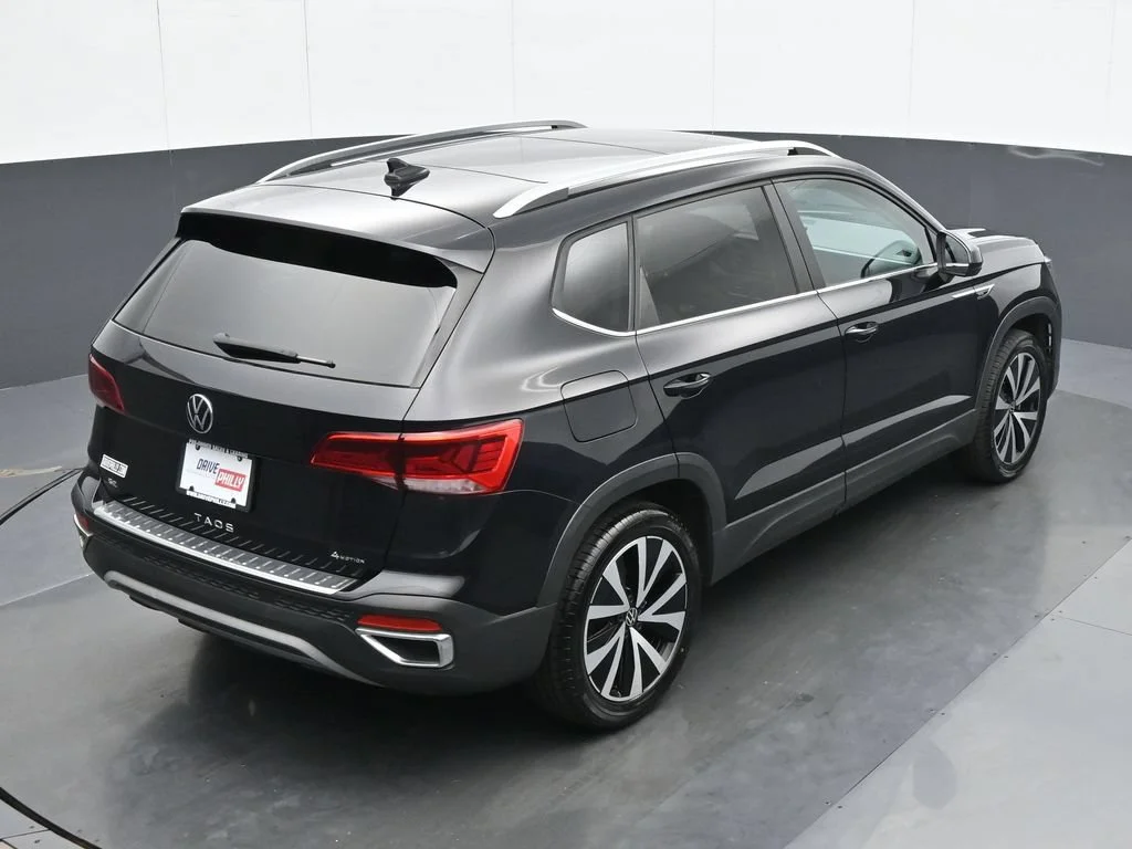 Used 2022 Black Volkswagen 1.5T SE image 21