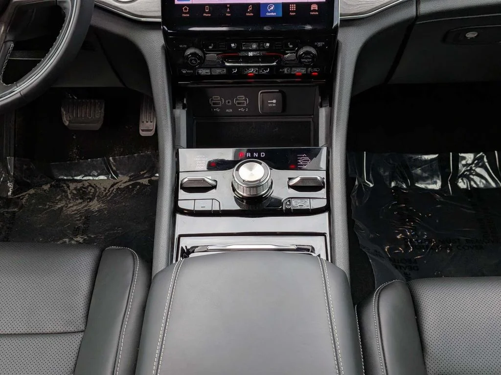 Used 2025 Gray Jeep Overland image 20
