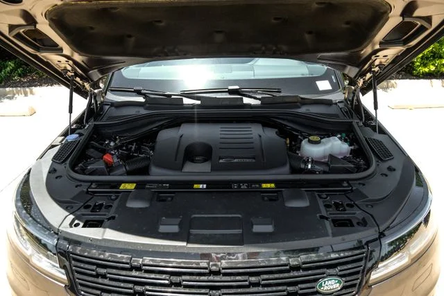 New 2026 Gray Land Rover SE image 63