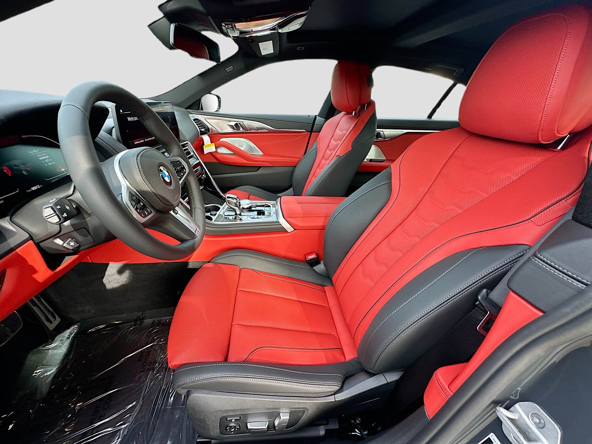 2026 BMW 8 Series 840i - Photo 17