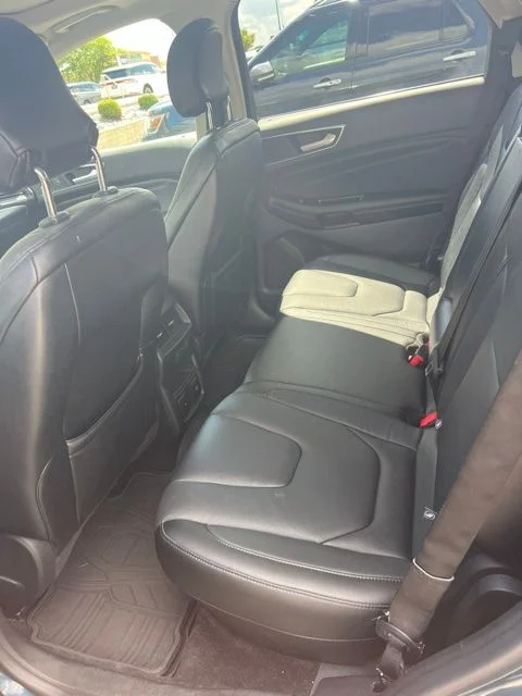 Used 2016 Blue Ford Titanium image 4