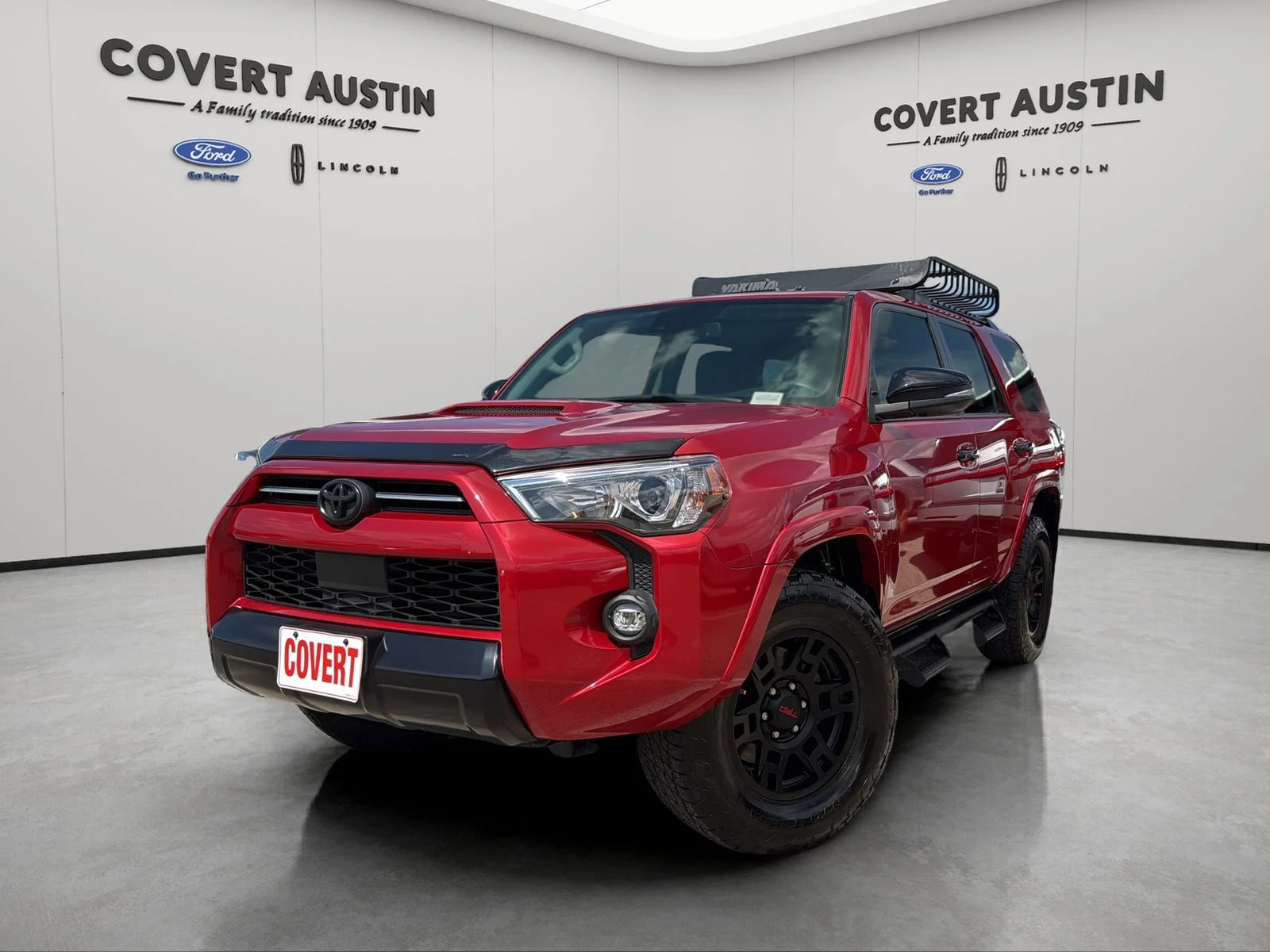 Used 2021 Red Toyota Venture image 1