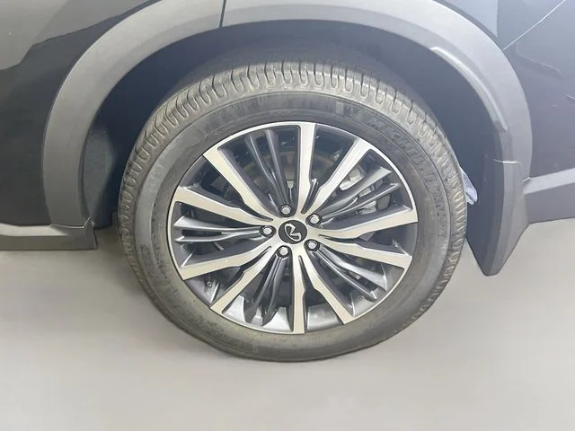 Used 2024 Mineral INFINITI Autograph image 24
