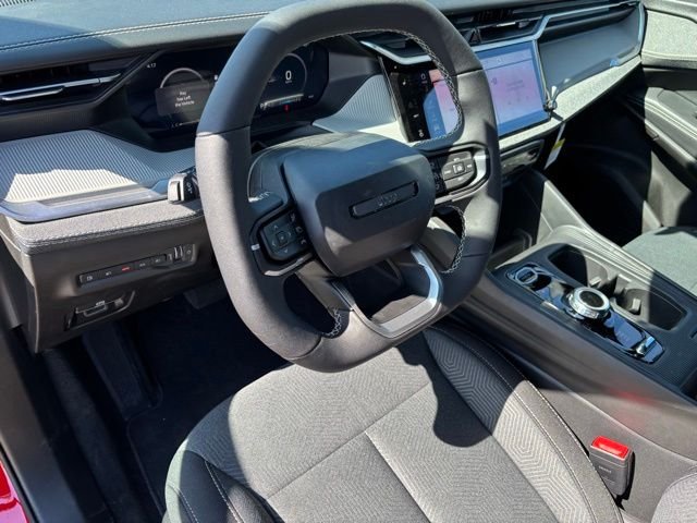 New 2026 Red Hot Pearl-Coat Exterior Paint Jeep Laredo image 12