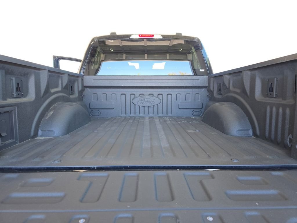 Used 2023 Black Ford XLT image 31