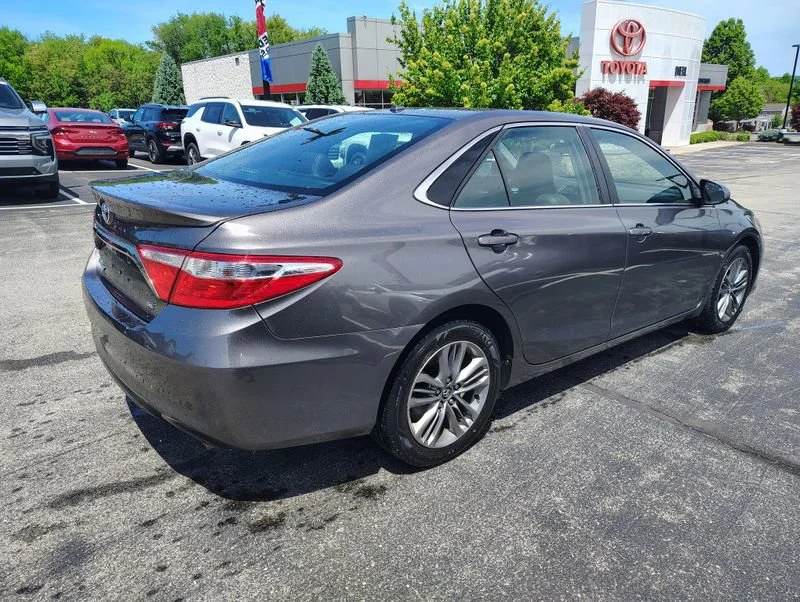 Used 2017 Gray Toyota SE image 4