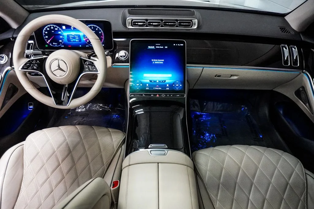 Used 2022 Red Mercedes-Benz S 580 image 14