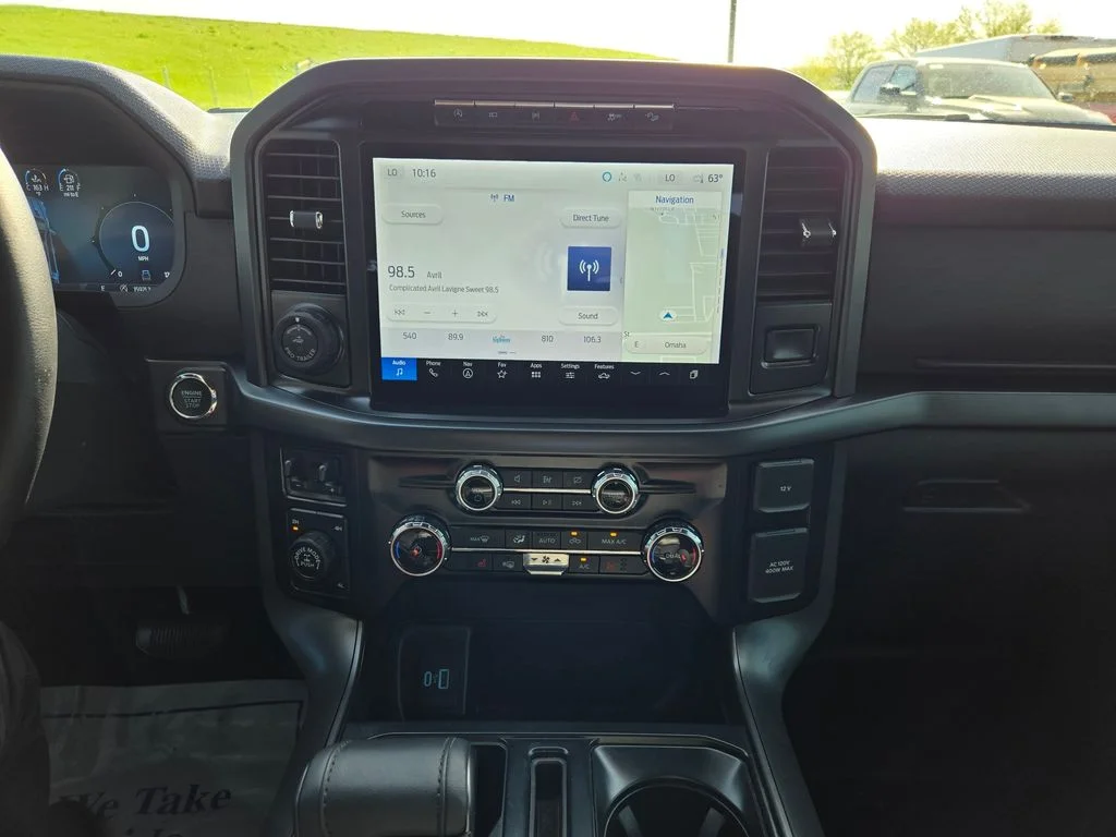 Used 2024 Silver Ford XLT image 23