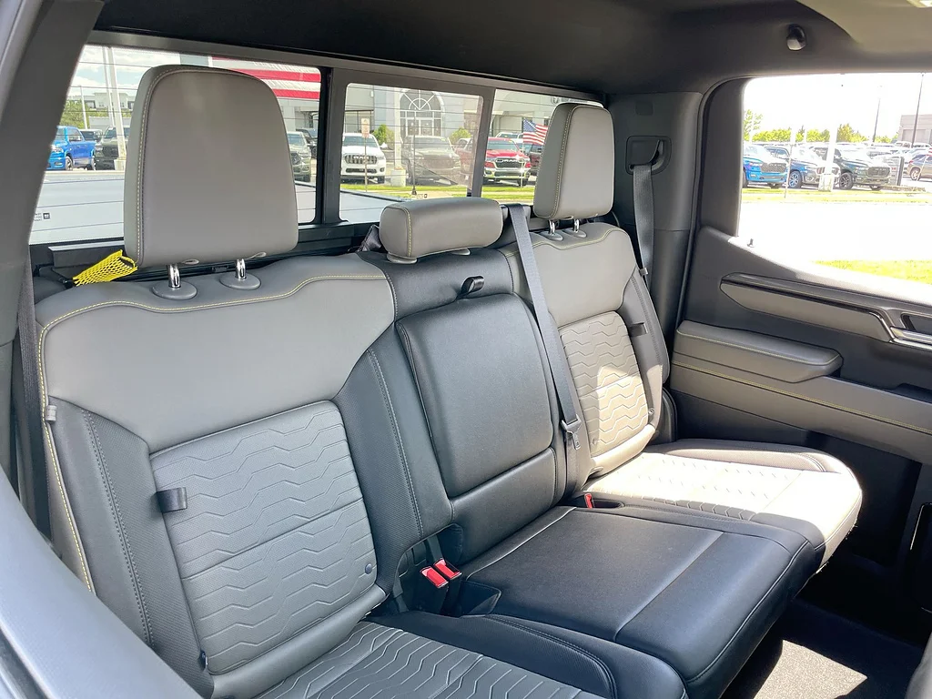 Used 2022 Summit White Chevrolet ZR2 image 28
