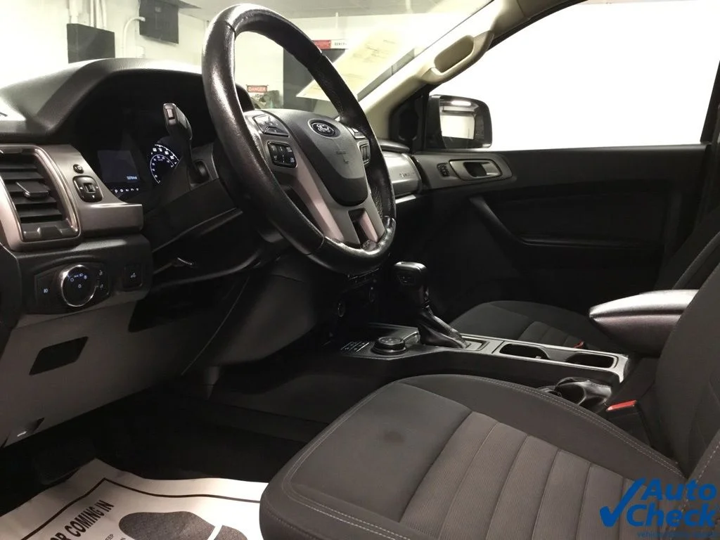 Used 2019 Black Ford XLT image 29