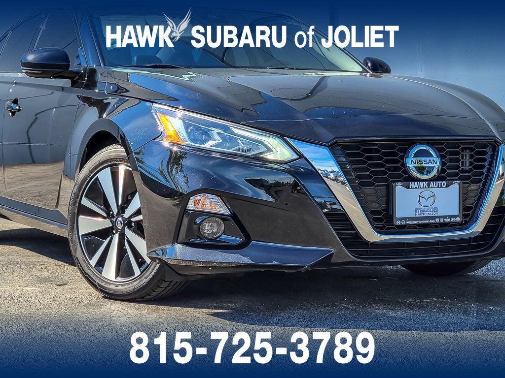 Used 2019 Nissan Altima SL with VIN 1N4BL4EWXKC176890 for sale in St. Charles, IL