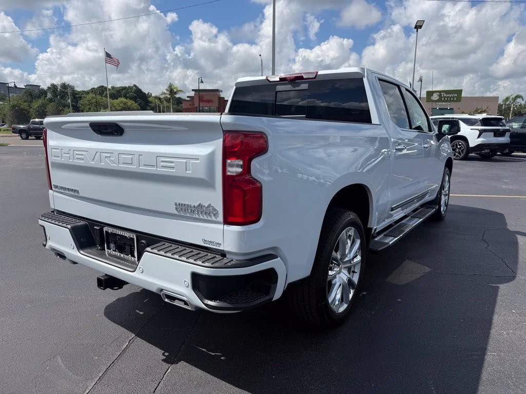2026 Chevrolet Silverado 1500 High Country - Photo 8