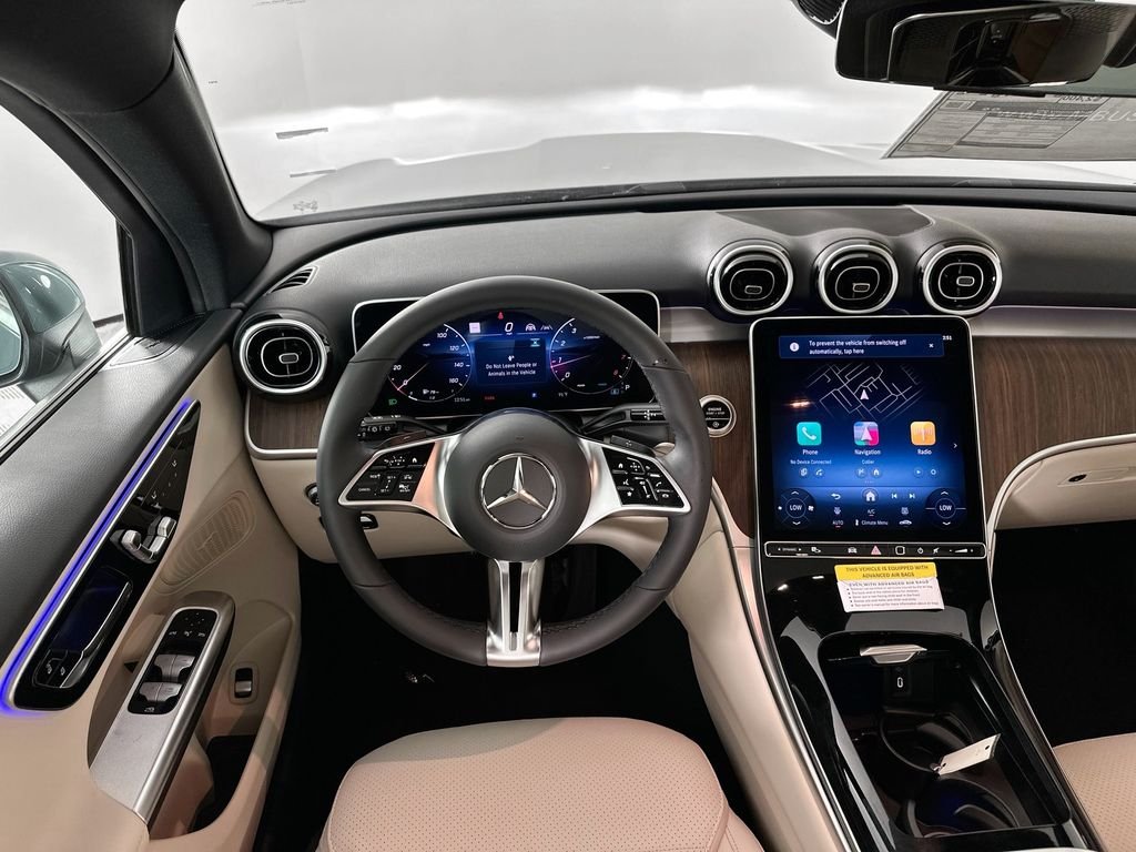New 2026 Verde Silver Metallic Mercedes-Benz GLC 300 image 23