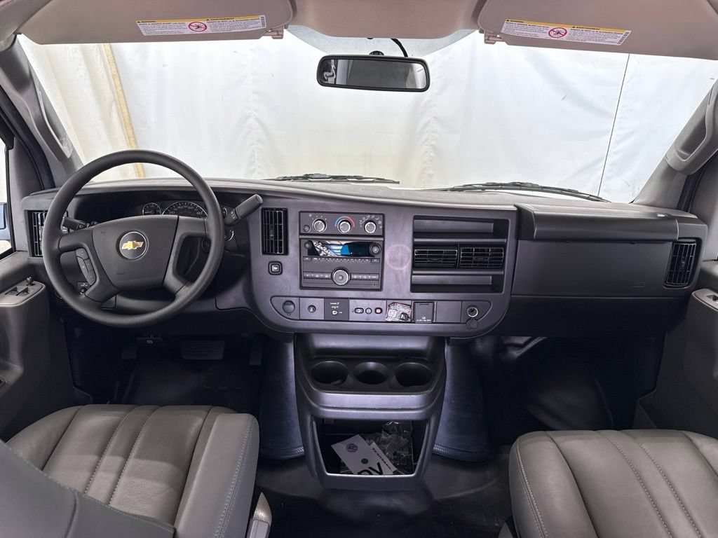 2026 Chevrolet Express Cargo Work Van - Photo 27