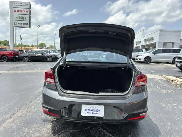Used 2020 Gray Hyundai SEL image 6