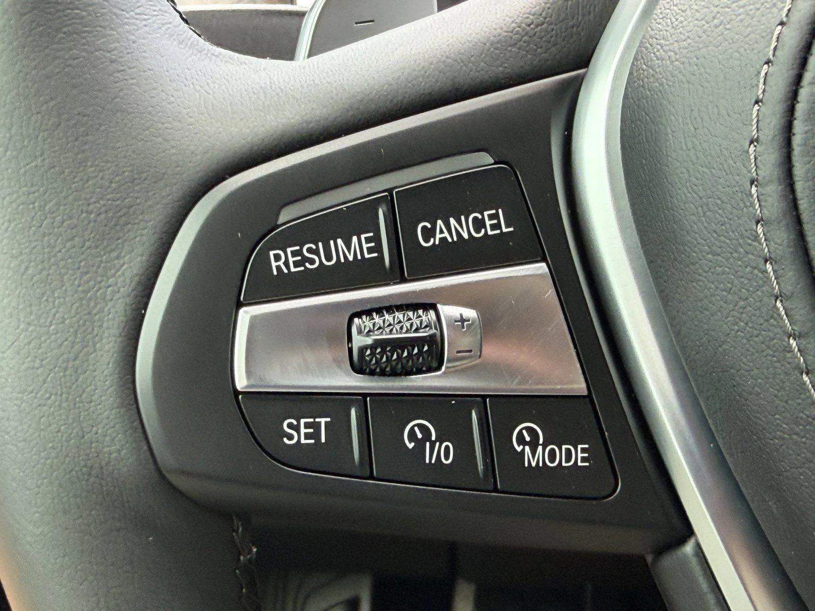 New 2026 Skyscraper Grey Metallic BMW xDrive40i image 30