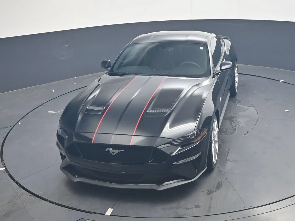 Used 2018 Black Ford GT image 17