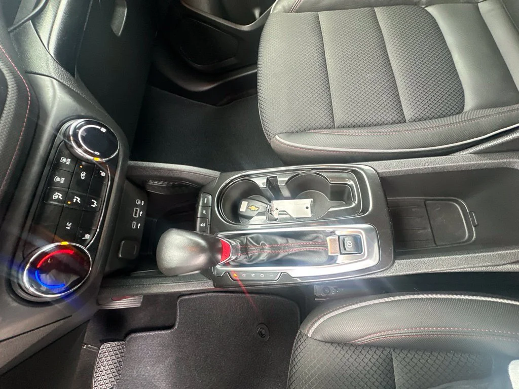 Used 2023 White Chevrolet RS image 18