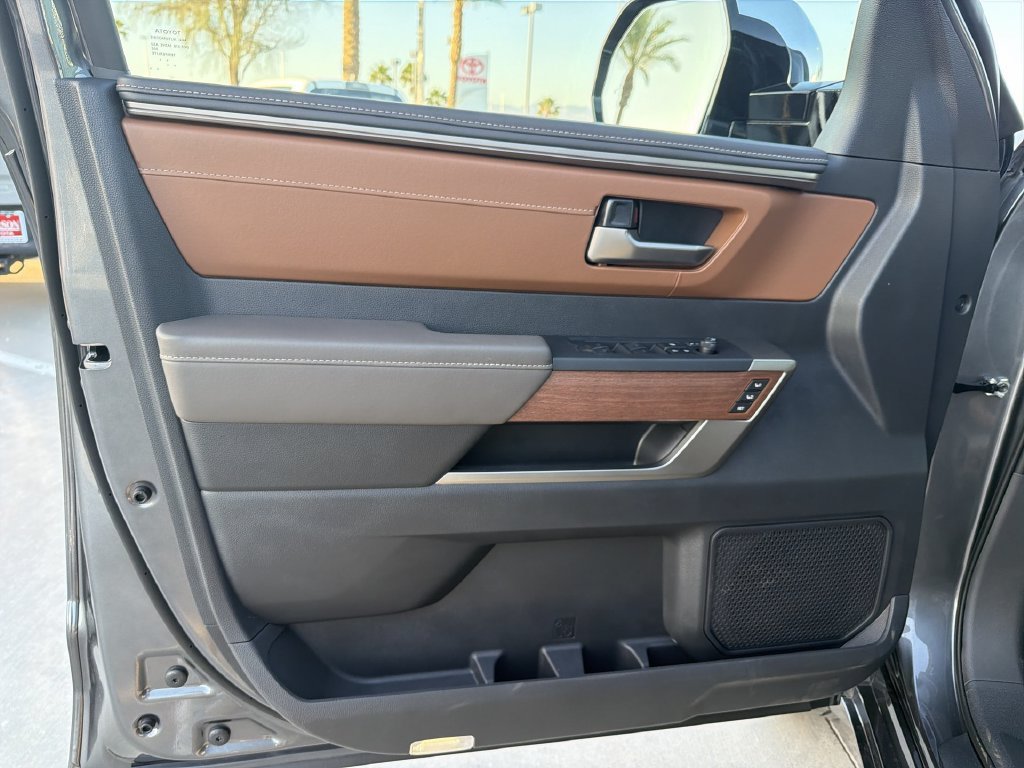 2026 Toyota Tundra 1794 Edition - Photo 9