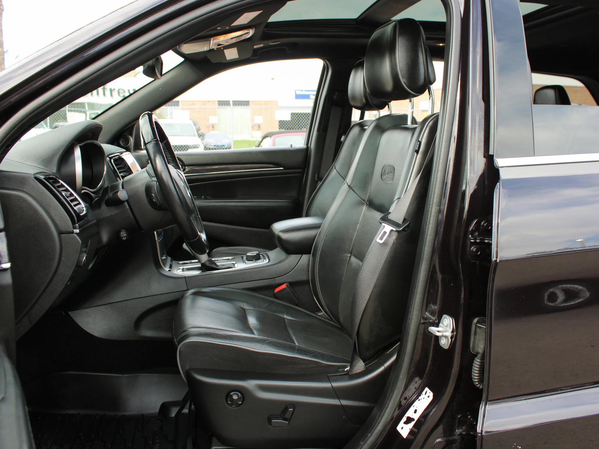 Certified Used 2021 Purple Jeep Overland * No Accidents | V6 | Heated/Vented Seats | Adaptive Cruise | Remote Start | 3M PPF image 3