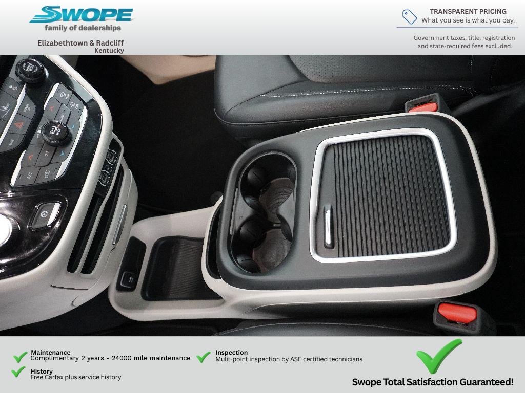 Used 2024 Silver Mist Clearcoat Chrysler Touring L image 25