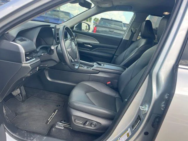 Used 2024 CELESTIAL SILVER Toyota  image 8