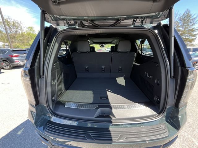 2026 Chevrolet Suburban RST Gray at Solomon Chevrolet