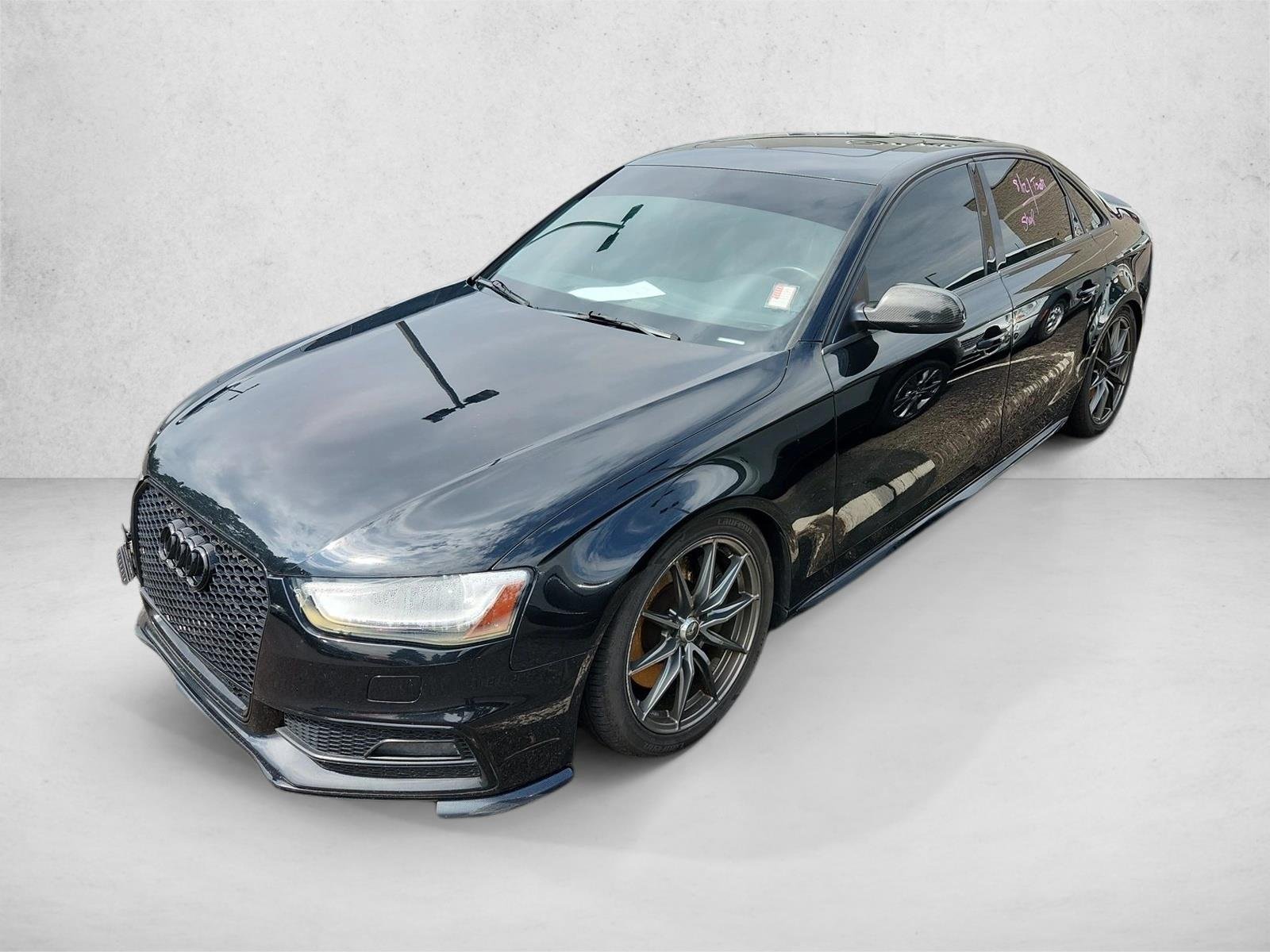Used 2015 Brilliant Black Audi Premium Plus image 11
