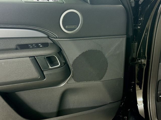 2026 Land Rover Discovery Gemini Edition - Photo 21