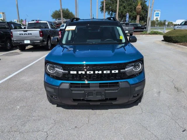 Used 2025 Blue Ford Outer Banks image 9