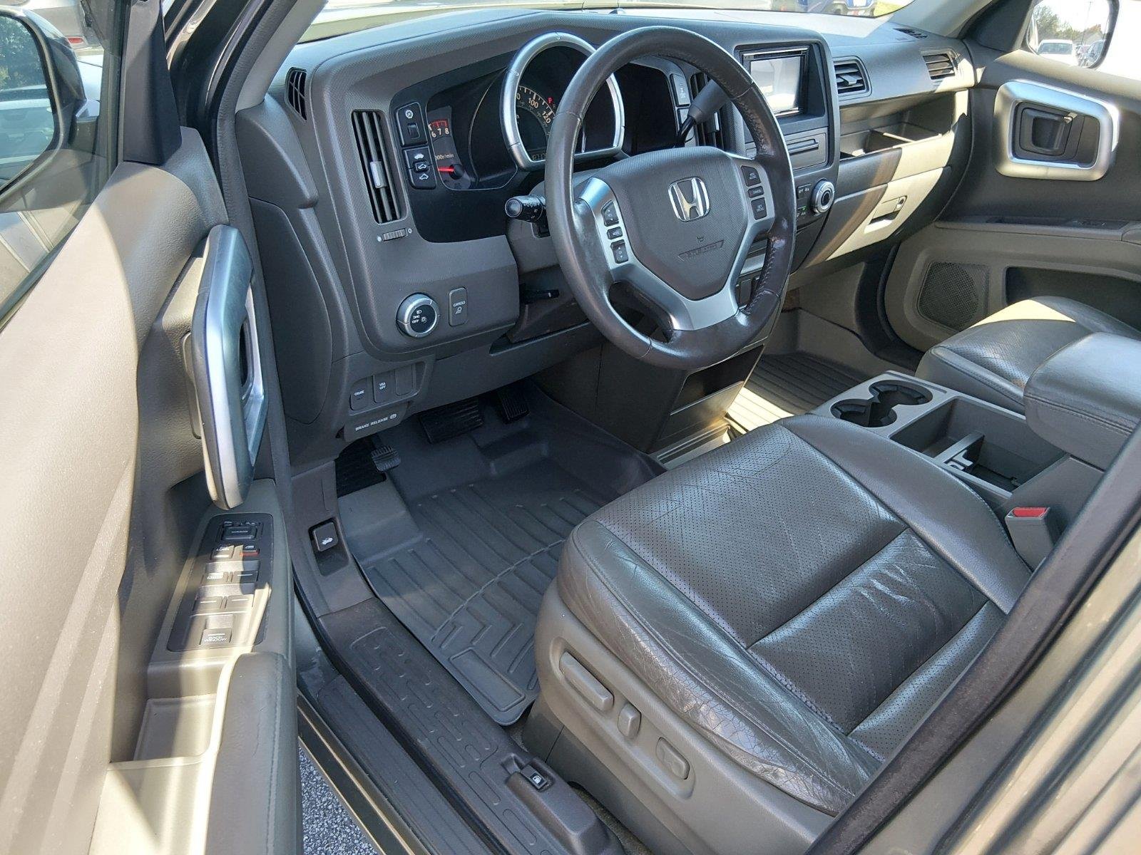 Used 2007  Honda RTL w/Leather image 15