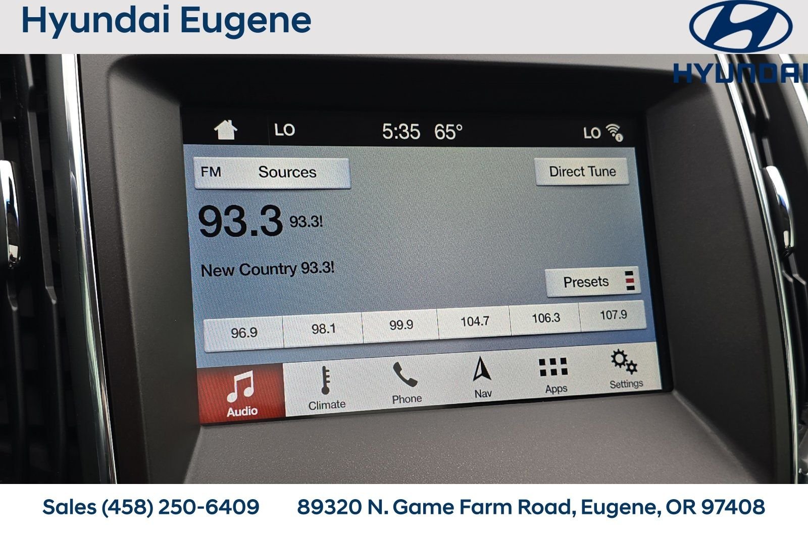 Used 2019  Ford Titanium image 27