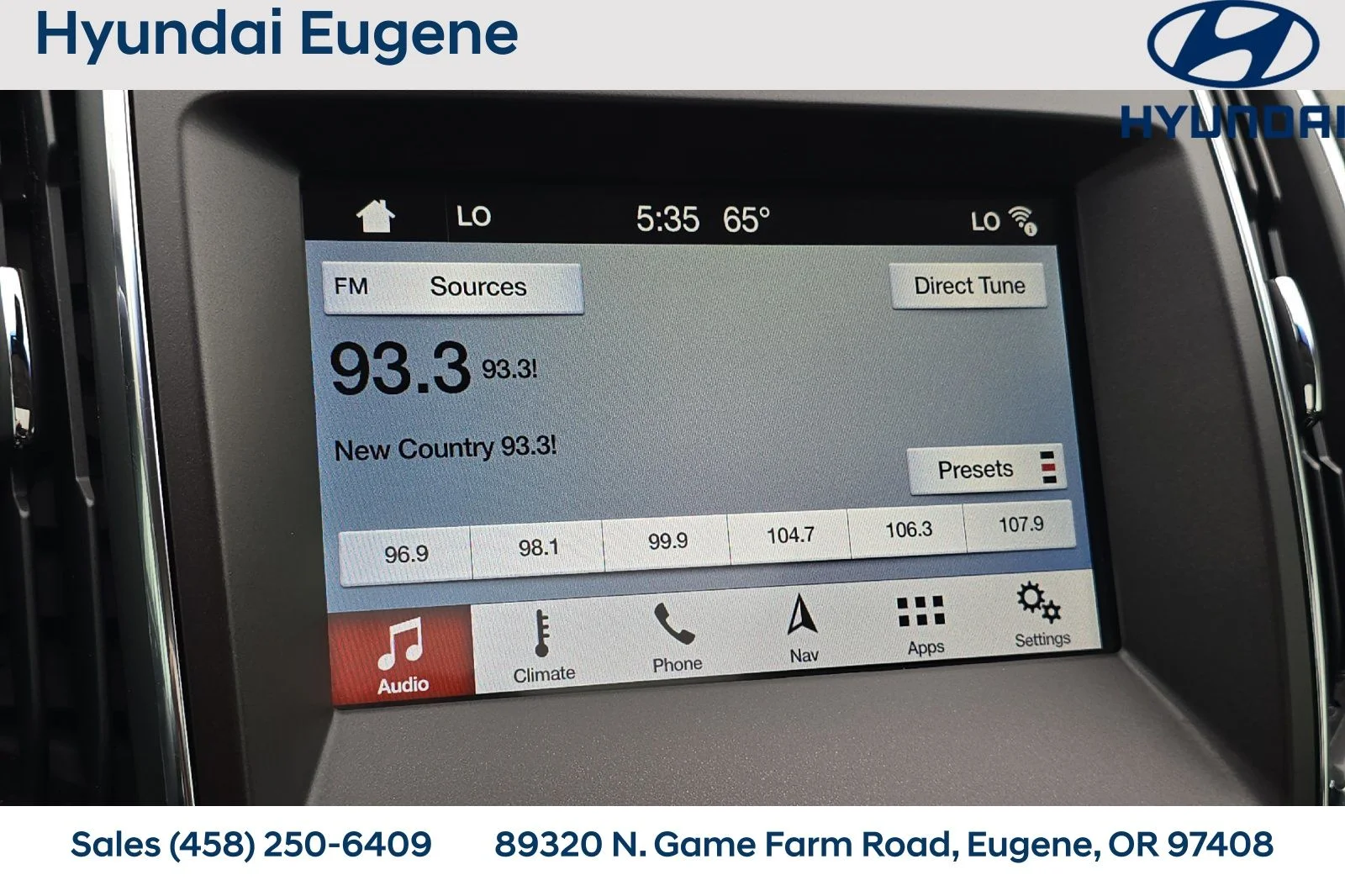 Used 2019  Ford Titanium image 27