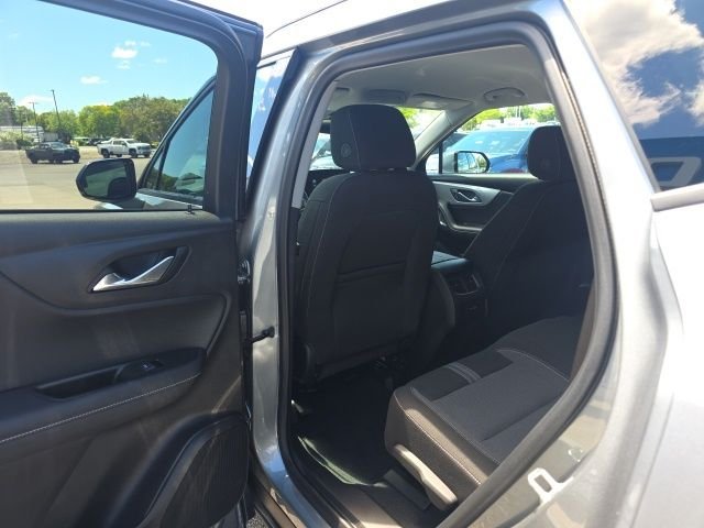 Used 2024 Gray Chevrolet LT image 26