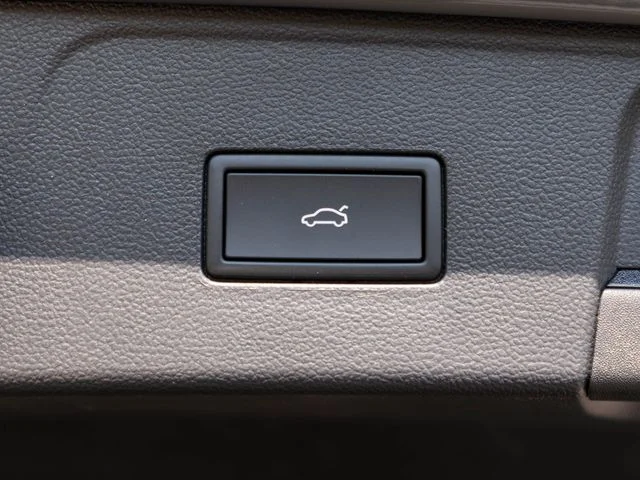 New 2026 Gray Volkswagen 2.0T SE w/Technology image 36