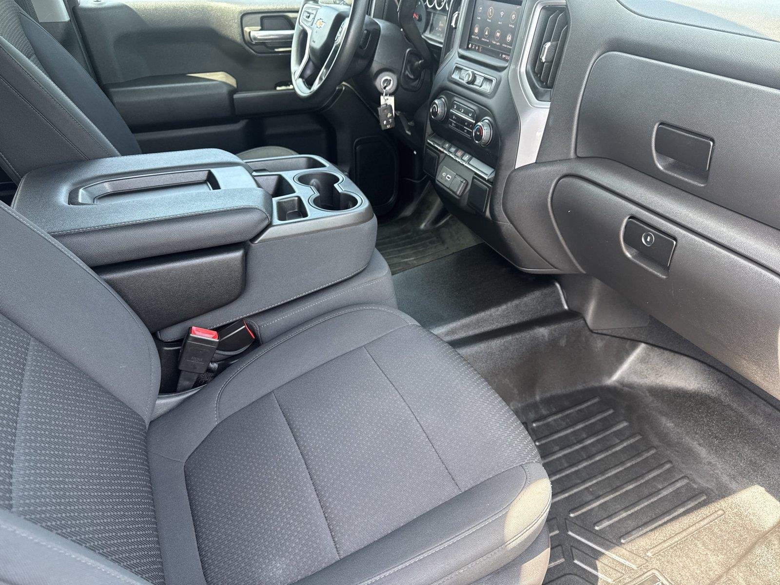 Used 2022 SILVER ICE METALLIC Chevrolet Custom image 34