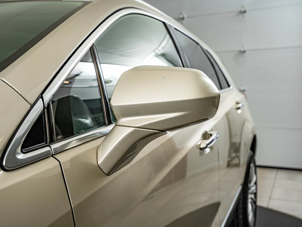 Used 2017 Silver Coast Metallic Cadillac Luxury image 9
