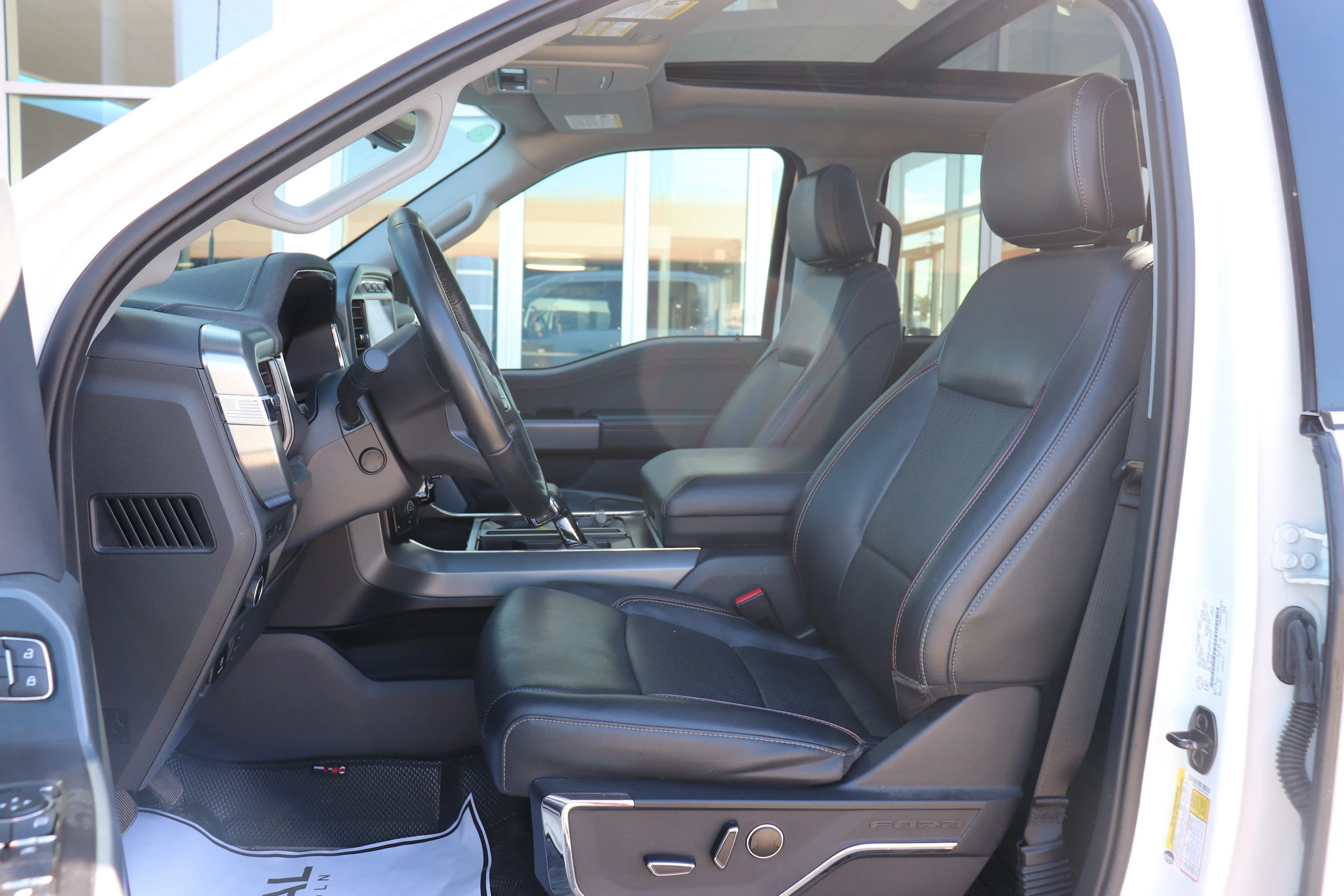 Used 2023 White Ford XL 4WD SuperCrew 5.5