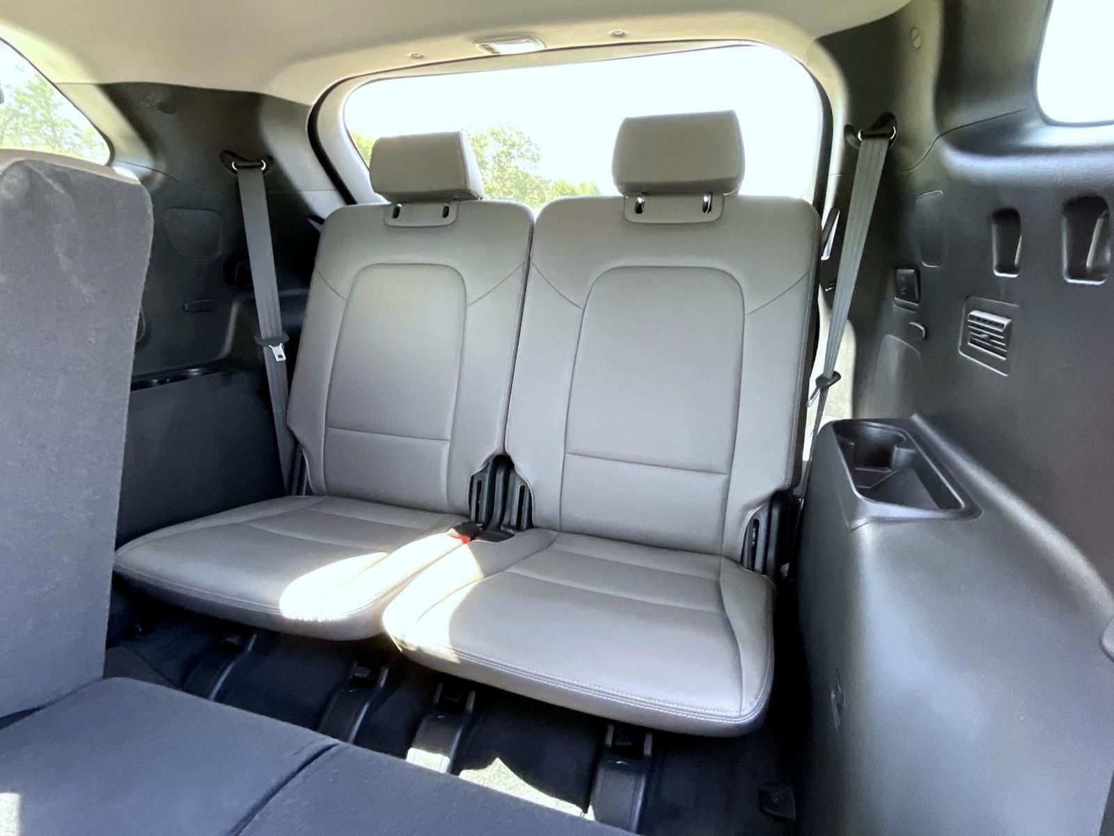 Certified Used 2019 Black Hyundai SE image 21
