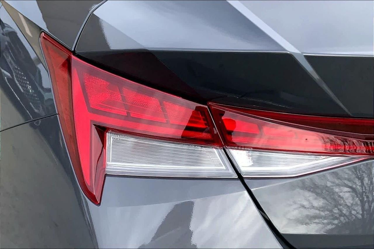 New 2026 Ecotronic Gray Hyundai Limited image 14