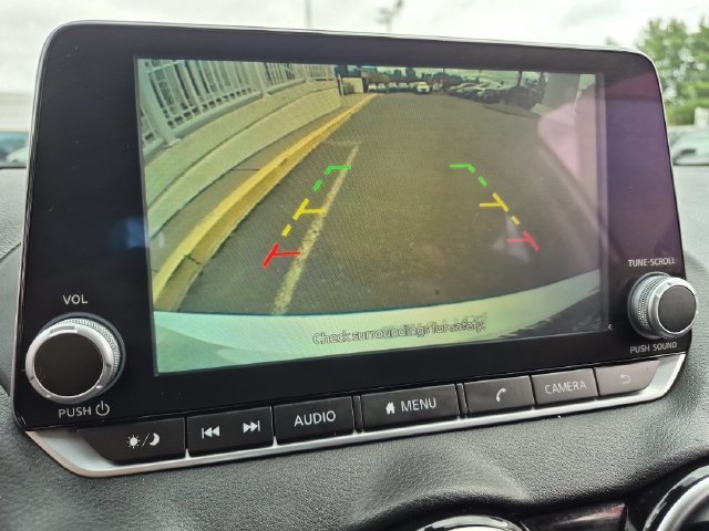 Certified Used 2024 White Nissan SR image 18