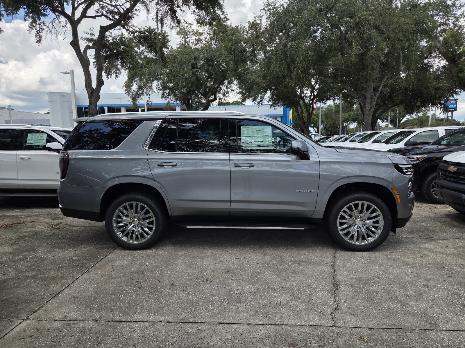 2026 Chevrolet Tahoe LT - Photo 8