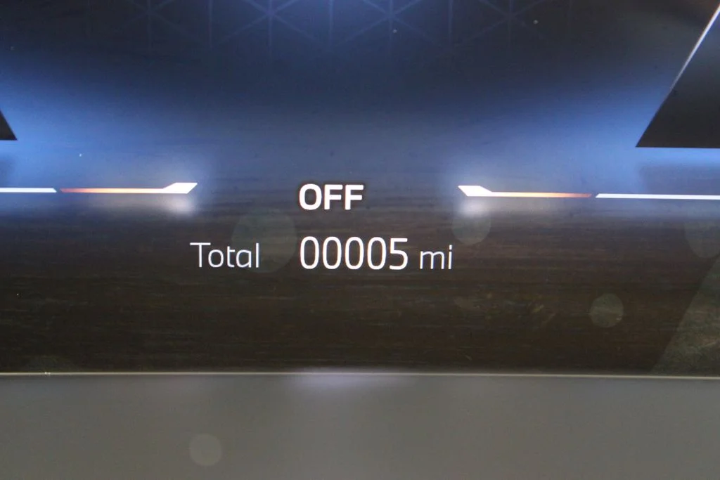 New 2026 Brooklyn Grey Metallic BMW xDrive40i image 3
