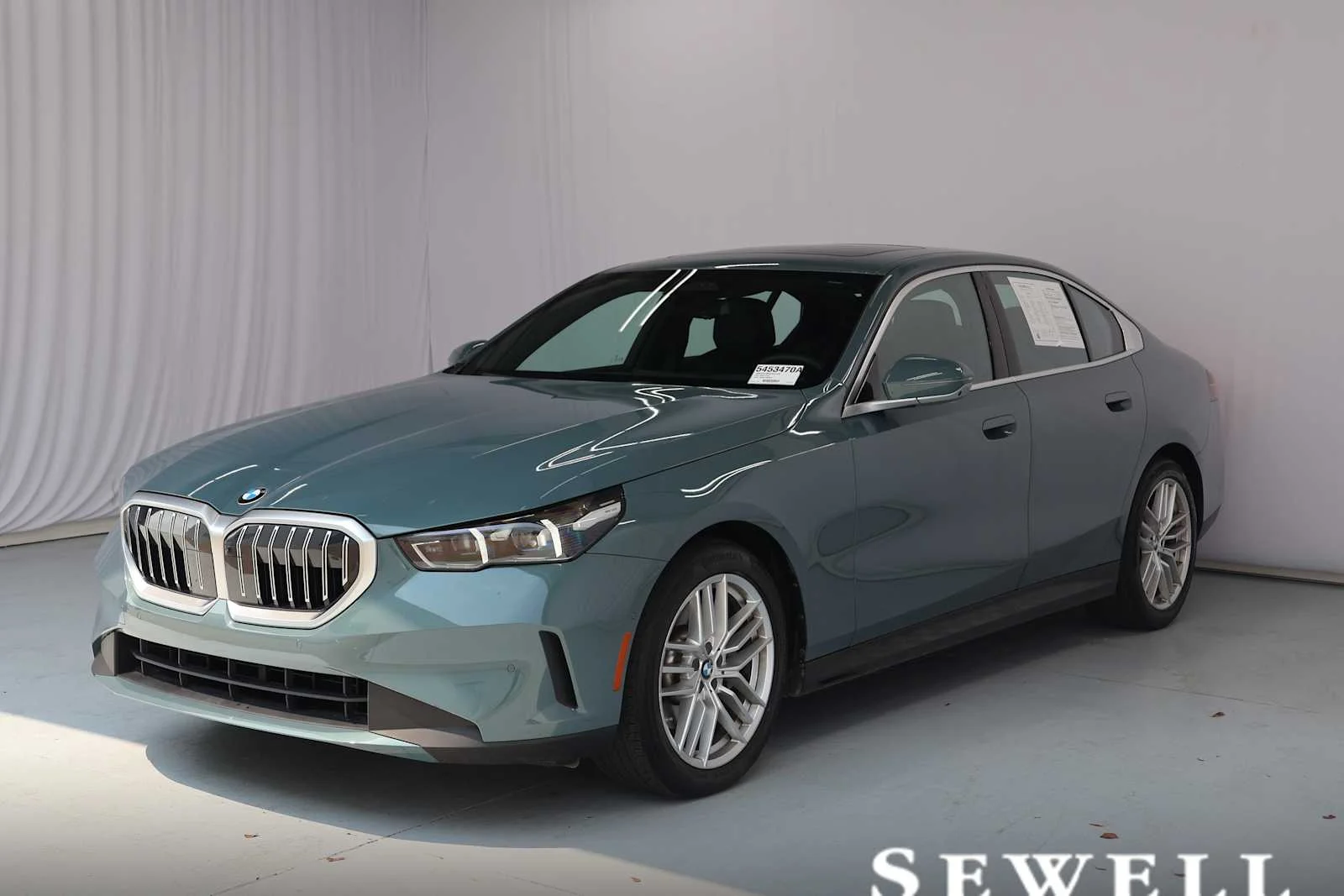 2025 BMW 530i 530i