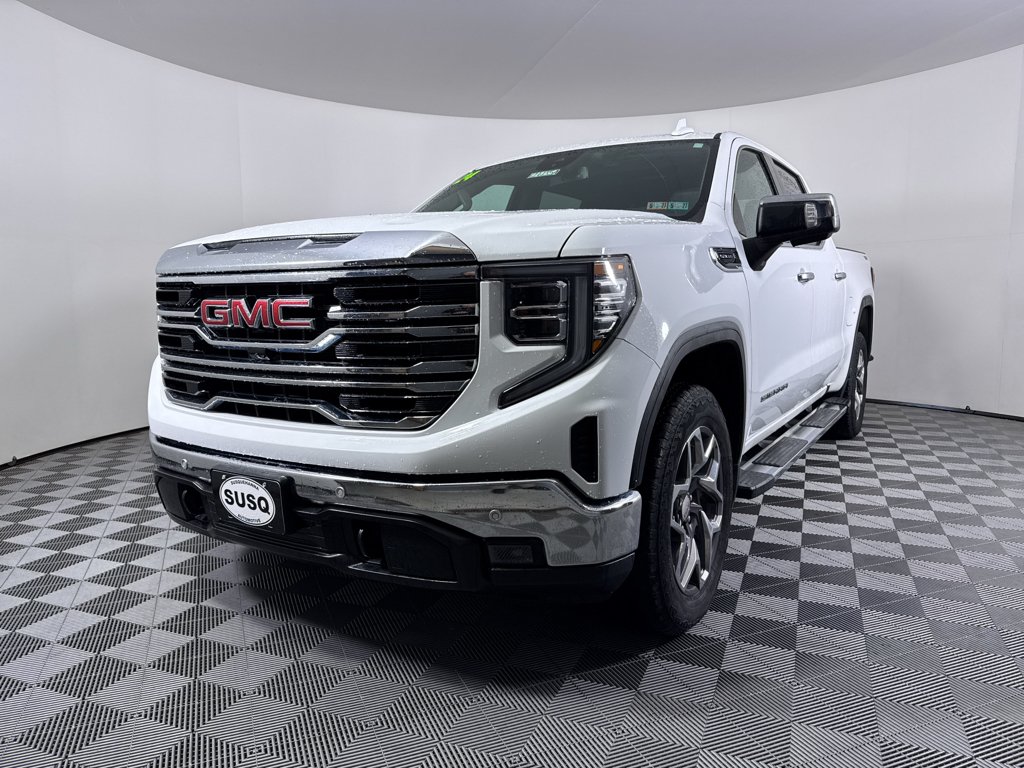 Used 2024 Summit White GMC SLT image 14
