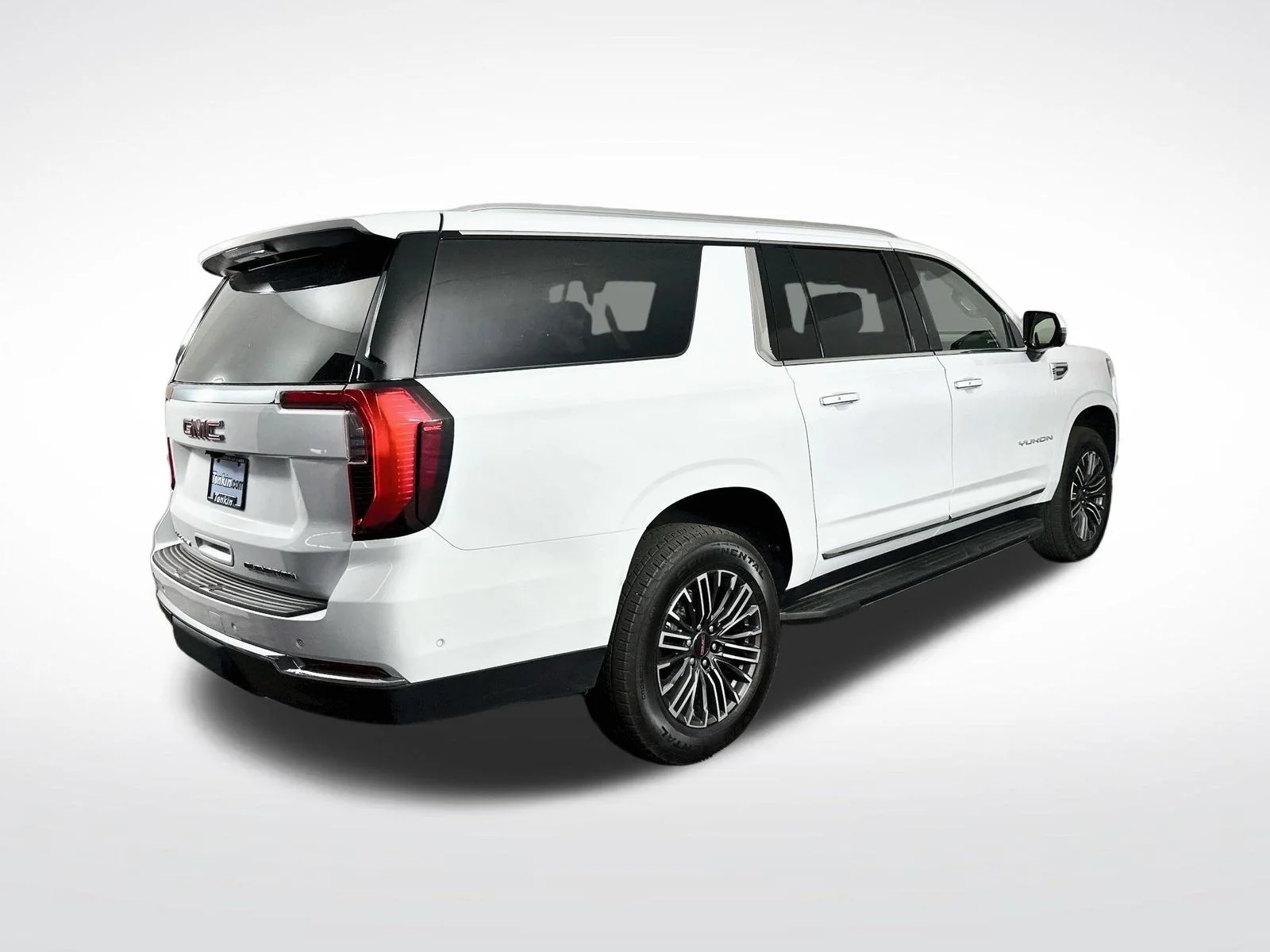 Used 2026 Summit White GMC Elevation image 8