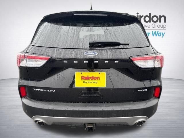 Used 2022 Black Metallic Ford Titanium image 6